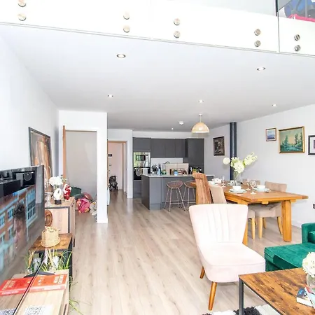 Apartamento Charming 2-bedroom In With Views Bradford (West Yorkshire)