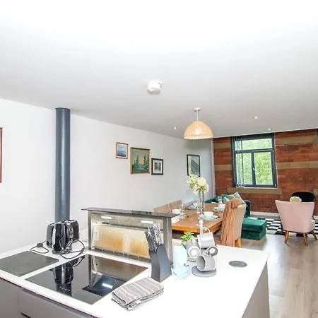 Apartamento Charming 2-bedroom In With Views *