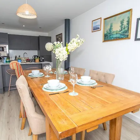 Charming 2-bedroom In With Views Apartamento Bradford (West Yorkshire)